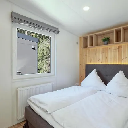 Holiday home Tiny Haus 75 Am Brombachsee *